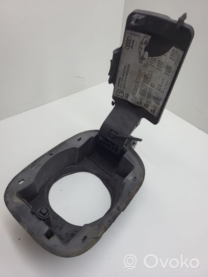 Audi A6 S6 C6 4F Tappo cornice del serbatoio 4F0010395