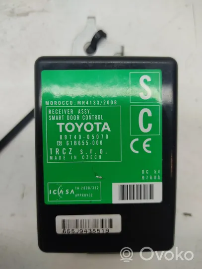 Toyota Avensis T270 Door control unit/module 