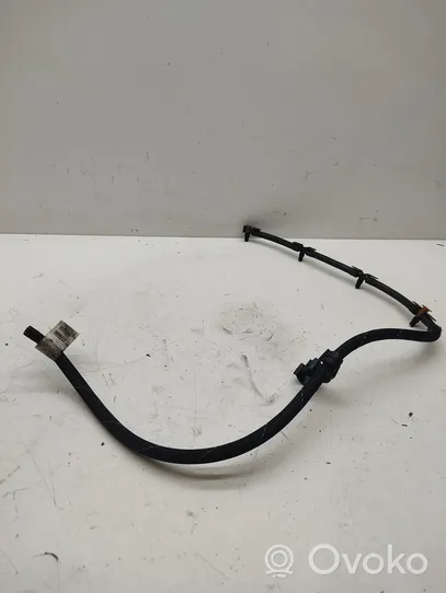 BMW 5 F10 F11 Fuel return line/hose 