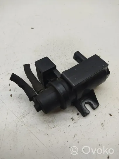 BMW 5 E60 E61 Solenoidinis vožtuvas 