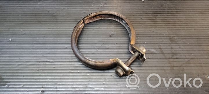 Volkswagen Golf VII Morsetto per la connessione del tubo della marmitta 5Q0253725