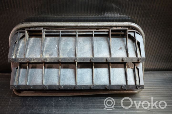 Volkswagen PASSAT B7 Quarter panel pressure vent 3C0819465