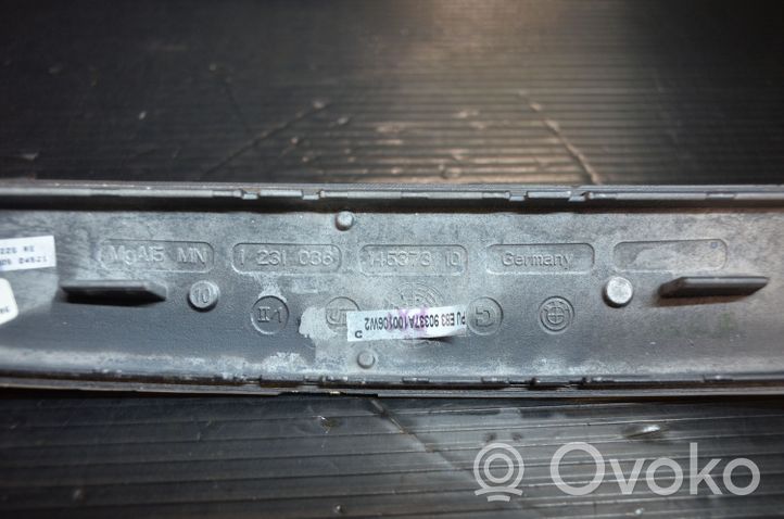 BMW X3 E83 Rivestimento del vano portaoggetti del cruscotto 14537310