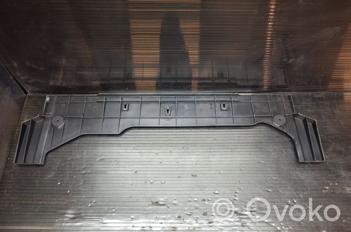 Audi A4 S4 B8 8K Rivestimento vano della ruota di scorta 8T0863373