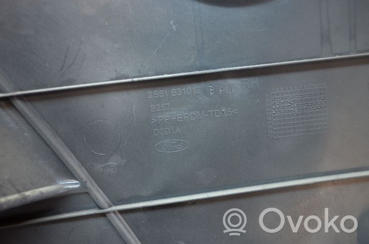 Ford Fiesta Garniture panneau latérale du coffre B31012
