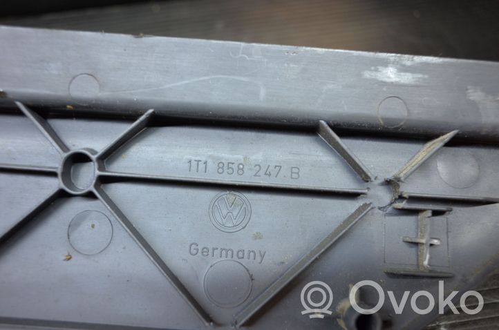 Volkswagen Touran I Dashboard side end trim 1T1858247