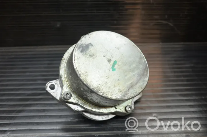 Audi Q7 4L Pompe à vide 057145100AE