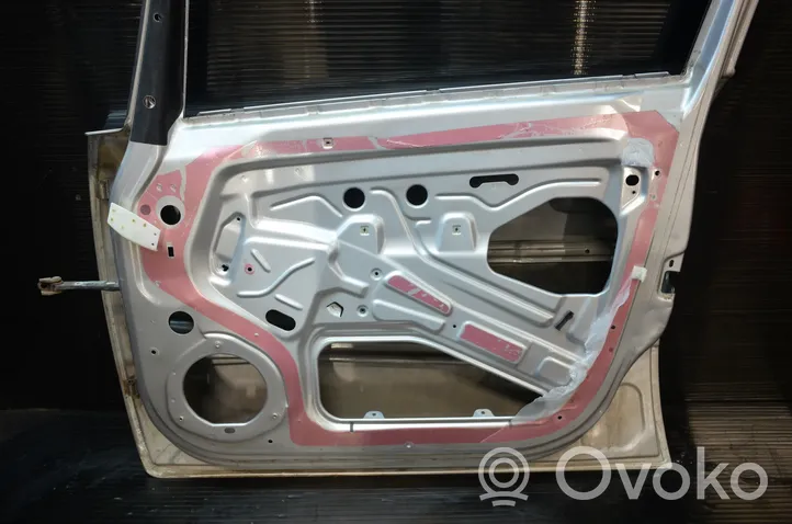 Opel Zafira B Front door 