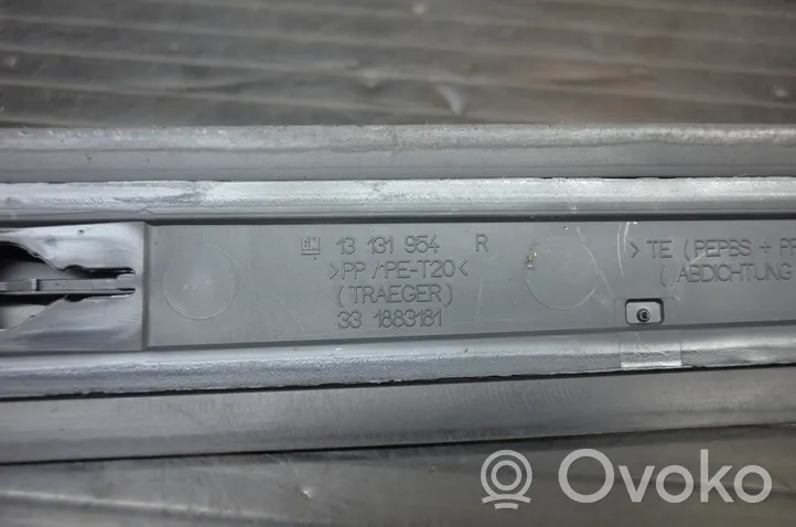 Opel Zafira B (A) Revêtement de pilier 13131954