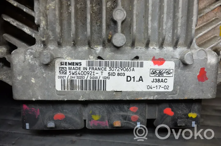 Volvo V50 Sterownik / Moduł ECU 30729065A