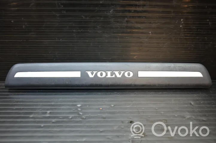 Volvo V50 Front sill trim cover 08622671