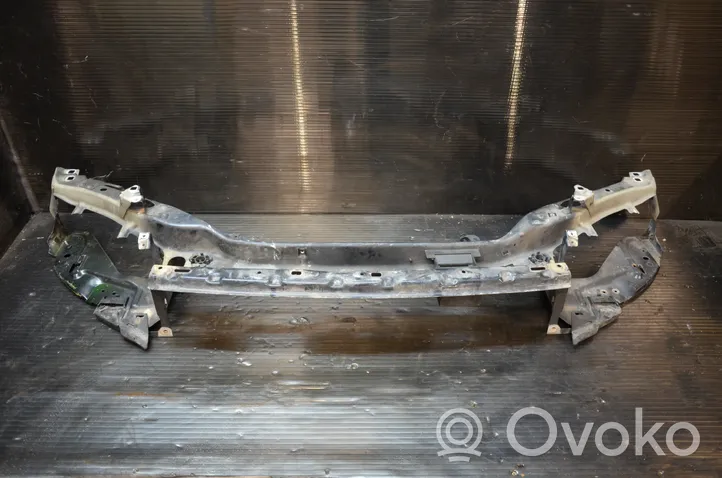 Volvo V50 Support de radiateur sur cadre face avant 