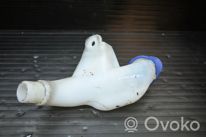 Volvo V50 Réservoir de liquide lave-glace 30663929