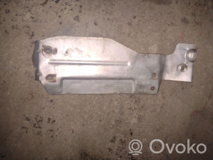 Volvo V70 Pakokaasulämmön lämpökilpi 9183392