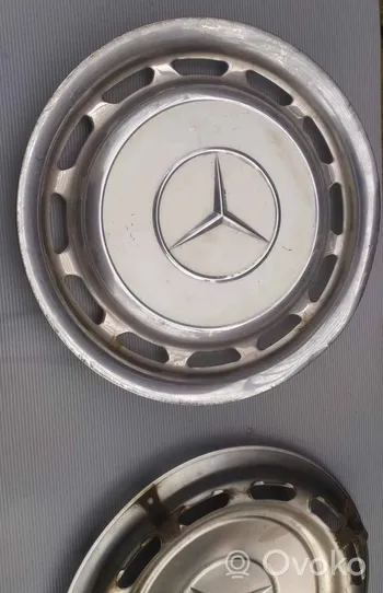 Mercedes-Benz 200 300 W123 Kołpaki oryginalne R14 