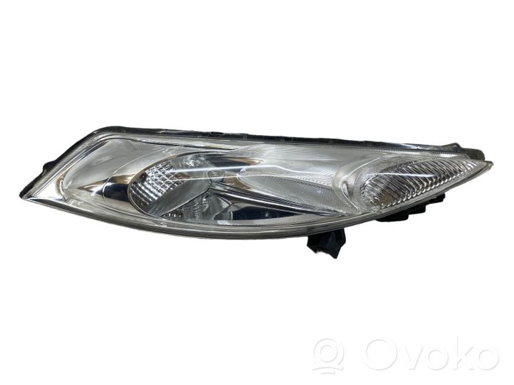 Nissan Juke I F15 Lampa przednia 261241KL0B