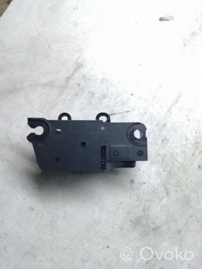 Ford C-MAX I Maniglia interna per portiera anteriore 3M51R22600