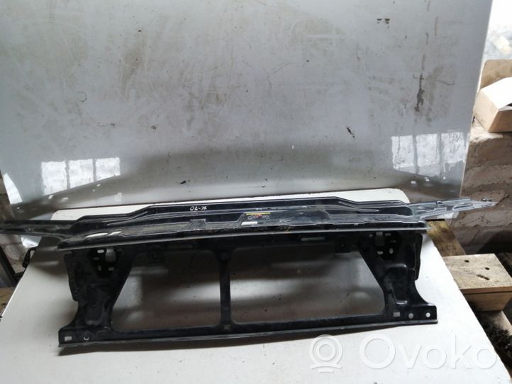 Volvo XC70 Staffa del pannello di supporto del radiatore parte superiore 30760541