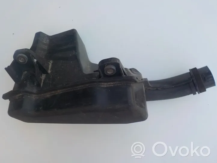 Toyota Auris E180 Risuonatore di aspirazione 17750-0T010