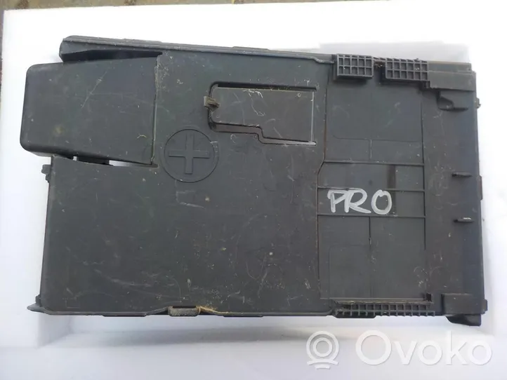 Toyota Proace Vassoio scatola della batteria 2165465