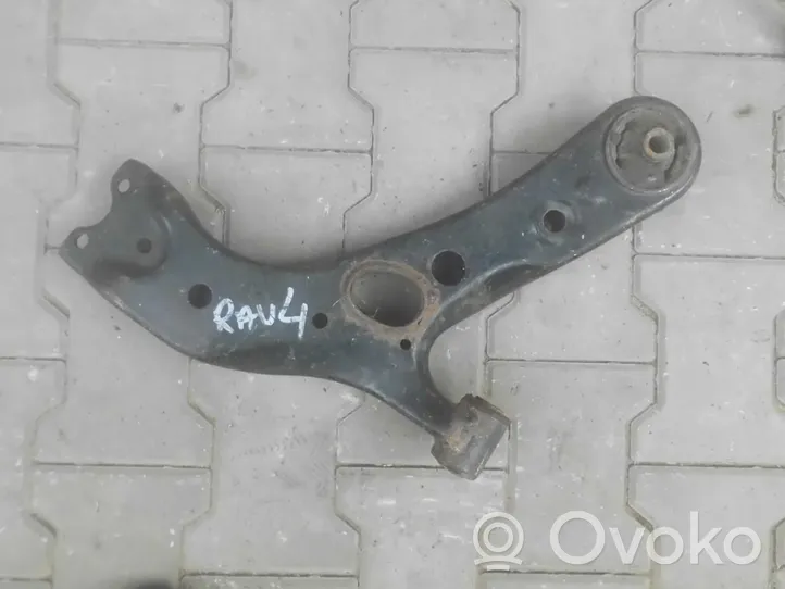 Toyota RAV 4 (XA40) Braccio di controllo sospensione anteriore 