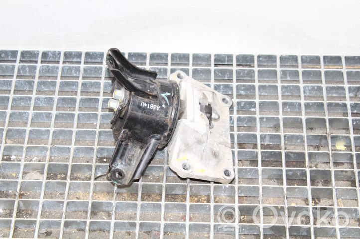 Hyundai ix35 Supporto della scatola del cambio 218302S201