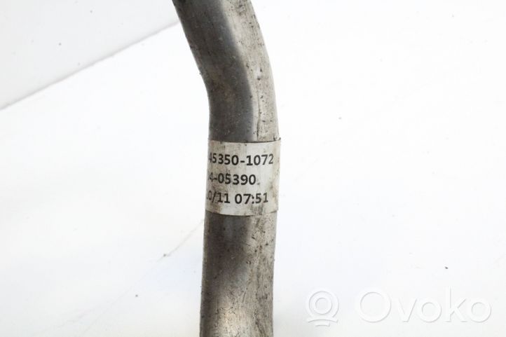 Toyota Avensis T270 Ilmastointilaitteen putki (A/C) 8870405390