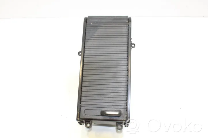 Hyundai i40 Vano portaoggetti 846033Z440