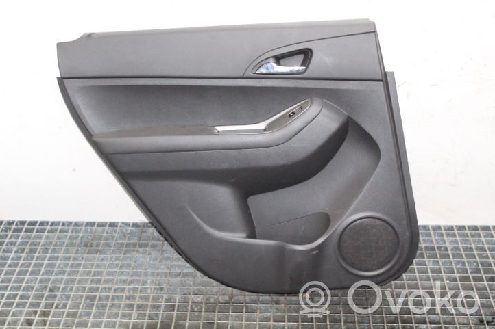 Chevrolet Orlando Takaoven verhoilu 