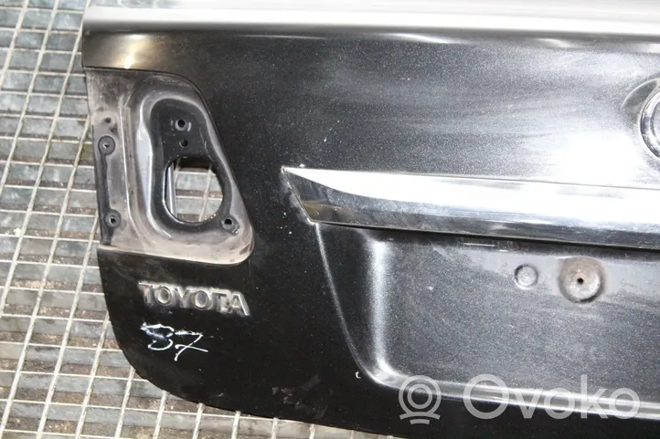 Toyota Avensis T270 Tylna klapa bagażnika 