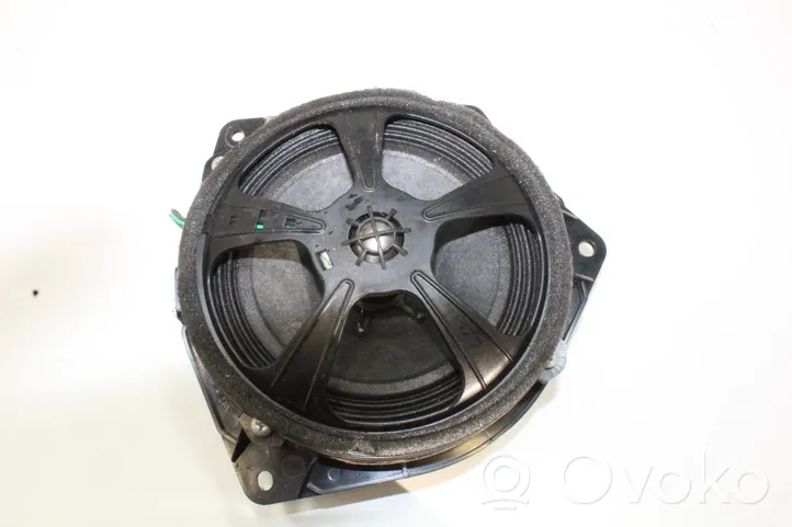 Lexus RX 330 - 350 - 400H Takaoven kaiutin 861600W570