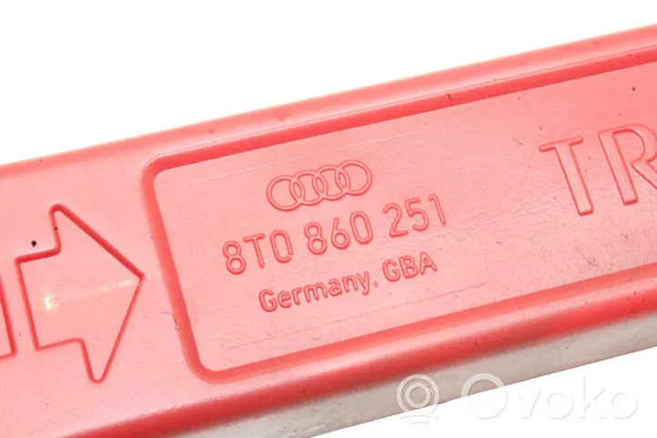 Audi A5 8T 8F Boîte à outils 8T0860251