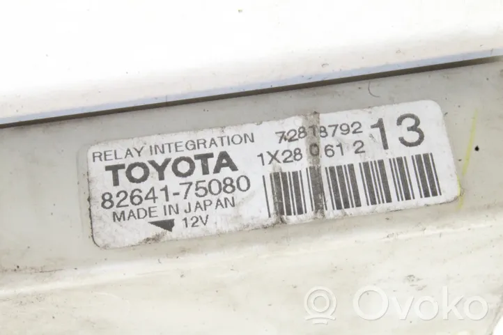 Toyota Prius (XW30) Muut laitteet 8264175080
