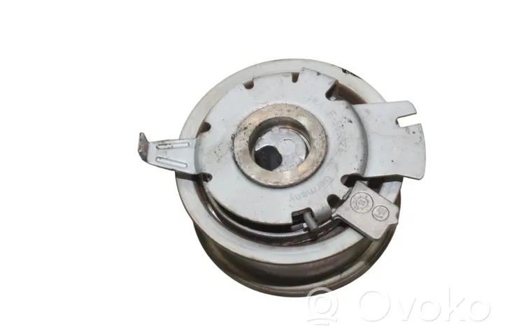 Volkswagen Scirocco Napinacz paska alternatora F569874