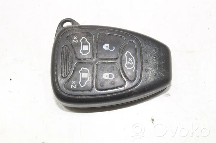 Chrysler Voyager Virta-avain/kortti 04727353AC