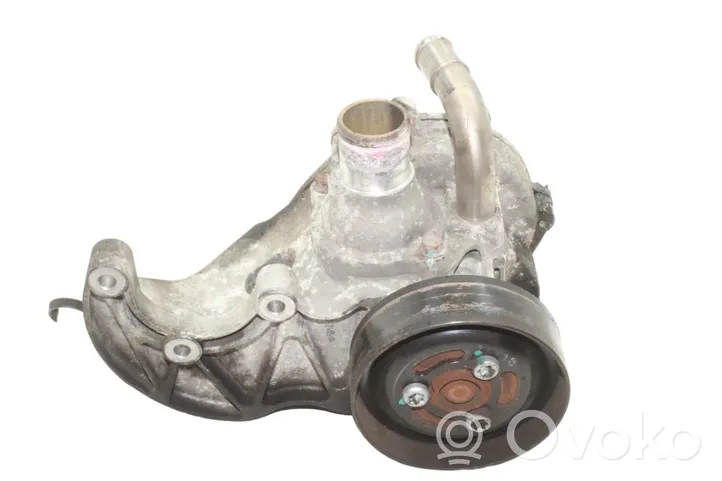 Chevrolet Captiva Pompe de circulation d'eau 96868233