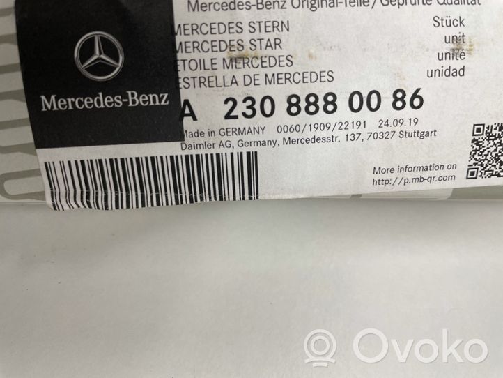 Mercedes-Benz SL R230 Etupuskurin ylempi jäähdytinsäleikkö A2308880086