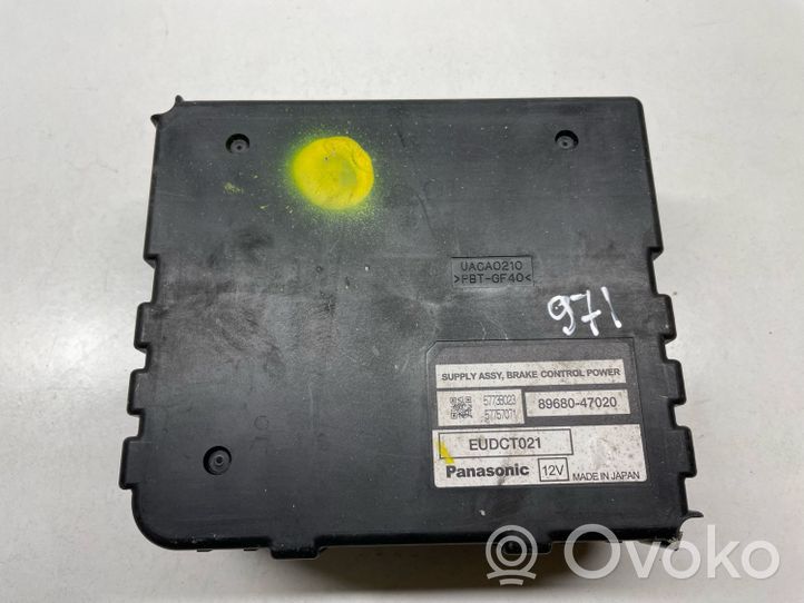 Toyota Prius (XW30) Module de frein de stationnement 