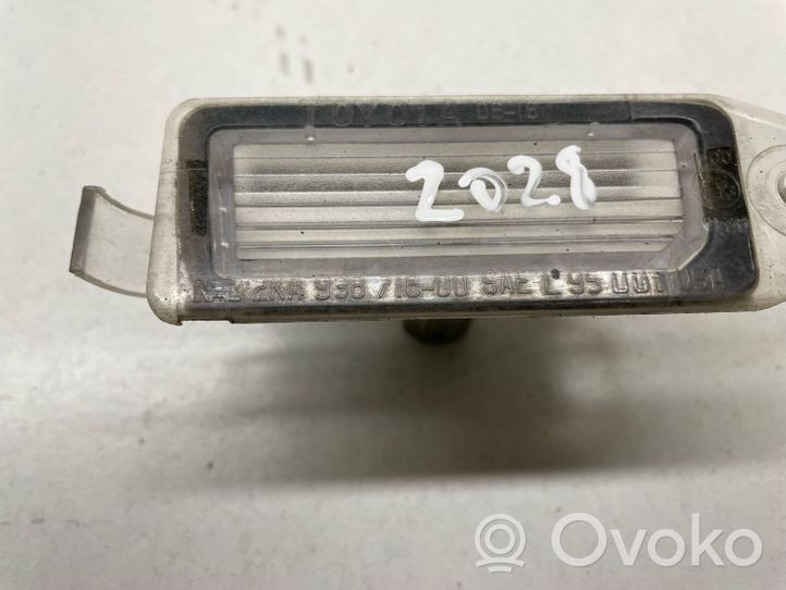 Toyota Camry Number plate light 2KA938716