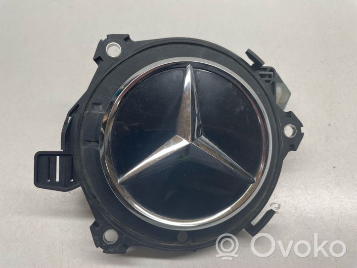 Mercedes-Benz E W213 Takaluukun/tavaratilan luukun ulkokahva 0997400600