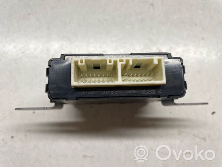 Lexus RX 330 - 350 - 400H Oven ohjainlaite/moduuli 8943048100