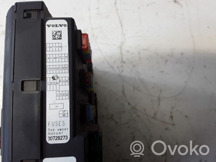 Volvo V70 Sulakemoduuli 30728273