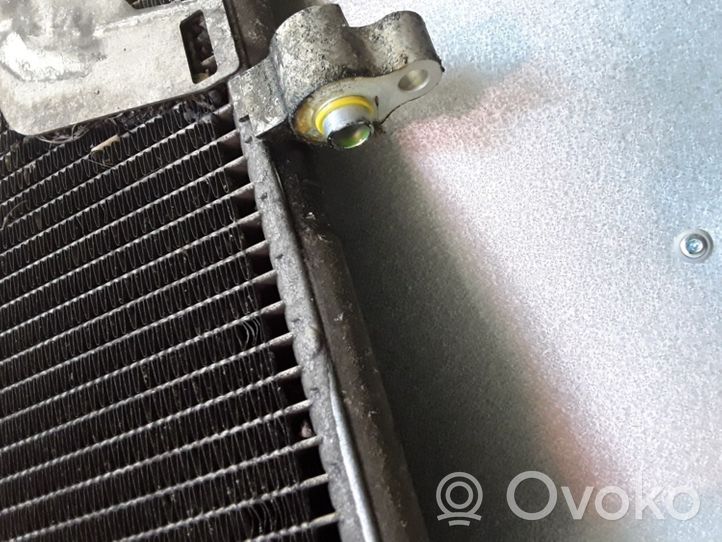 Volvo V70 Jäähdyttimen lauhdutin (A/C) 30676414