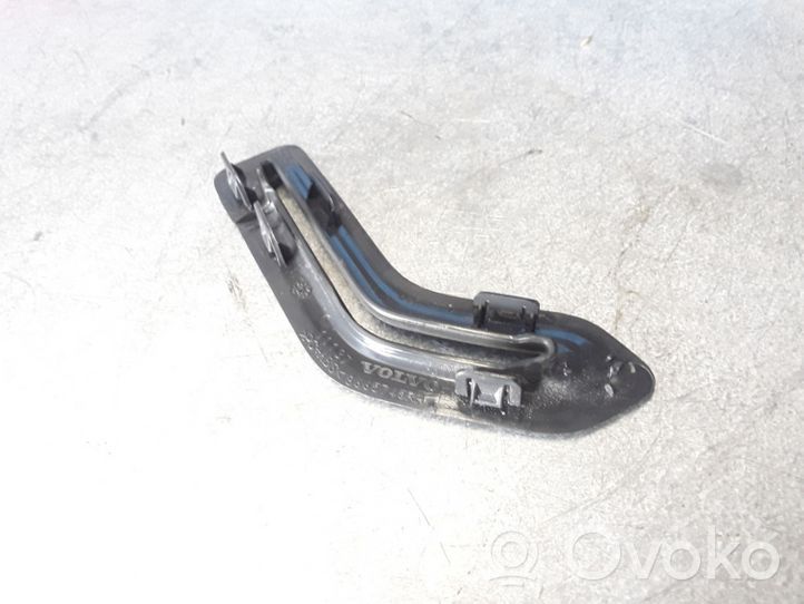 Volvo V50 Garniture, adapteur de ceinture de sécurité 8665745