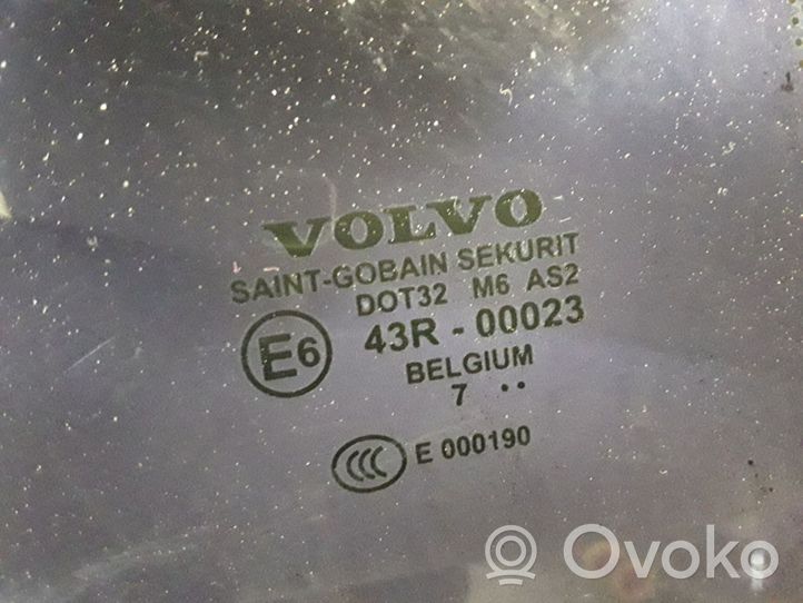 Volvo C70 Rear side window/glass 