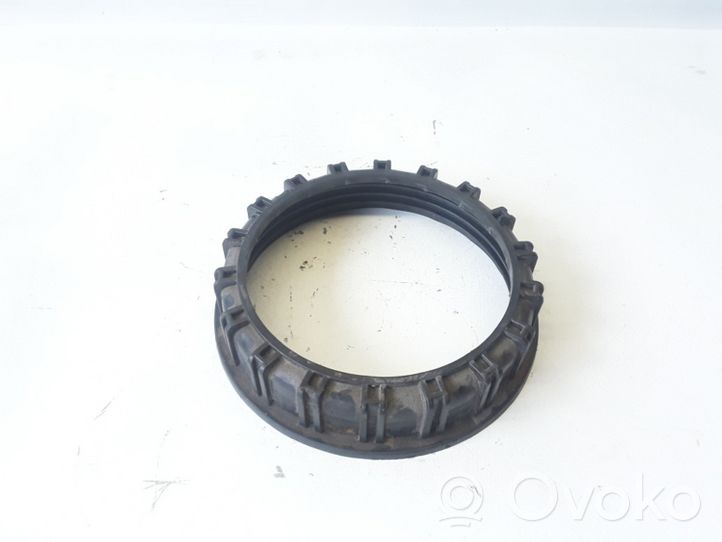 Volvo S40, V40 Bague de verrouillage pour réservoir de carburant 