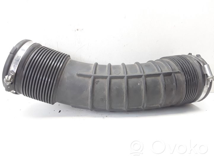 Volvo XC70 Air intake hose/pipe 6898050