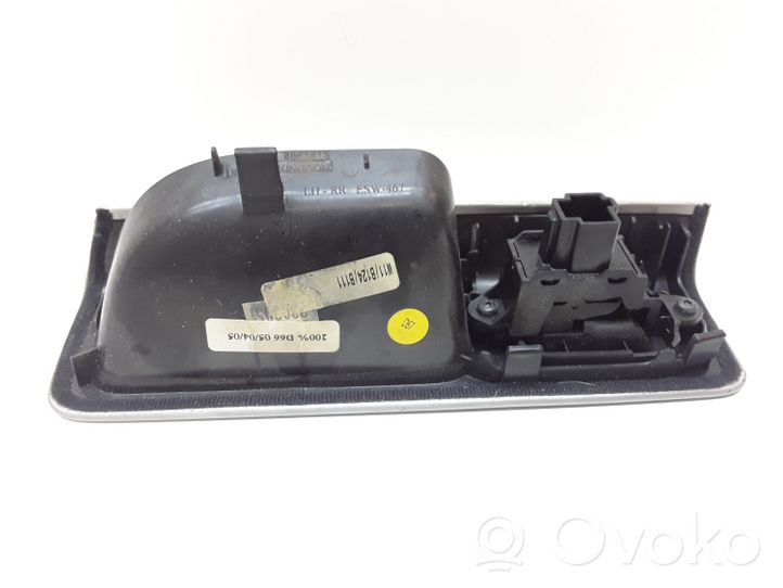 Volvo V50 Support bouton lève vitre porte arrière 30658449