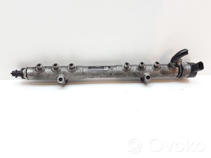 Volvo XC70 Fuel main line pipe 30777554