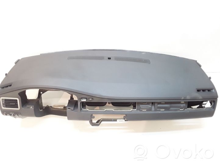 Volvo XC70 Tableau de bord 8648852